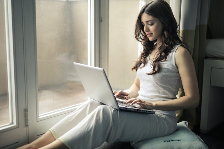 girl on business laptop